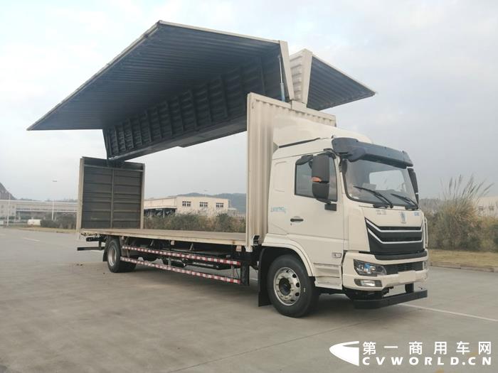 纯电动翼开启厢式车1.jpg
