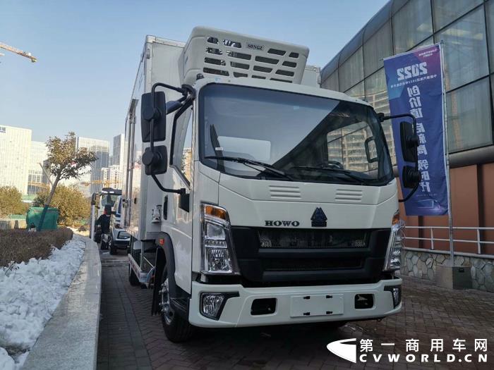 豪沃悍将系列4×2纯电动冷藏车.jpg