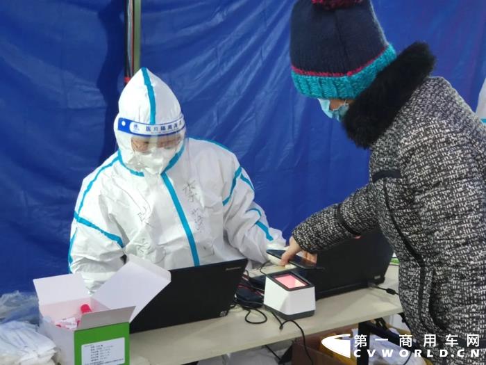 陕汽重卡12.webp.jpg 陕汽重卡12.webp.jpg