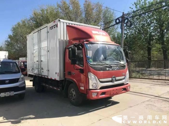 货车.webp.jpg 货车.webp.jpg