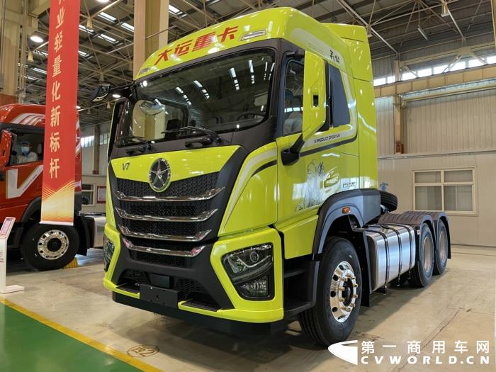 大运V7牵引车3.jpg 大运V7牵引车3.jpg