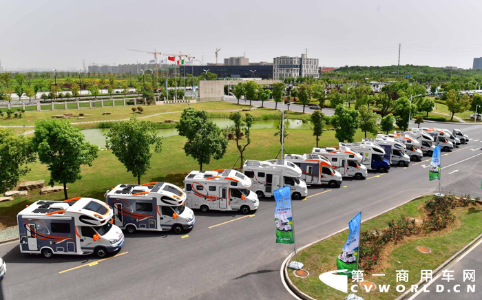 房车.png 房车.png