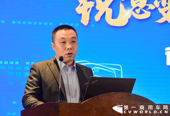 徐工04.png 徐工04.png