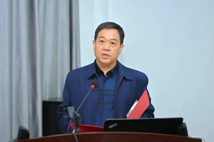 东风商用车4.jpg 东风商用车4.jpg