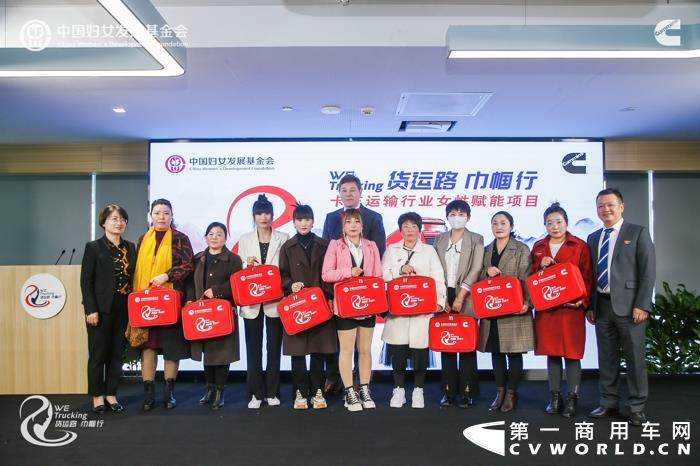 爱心包.jpg 爱心包.jpg