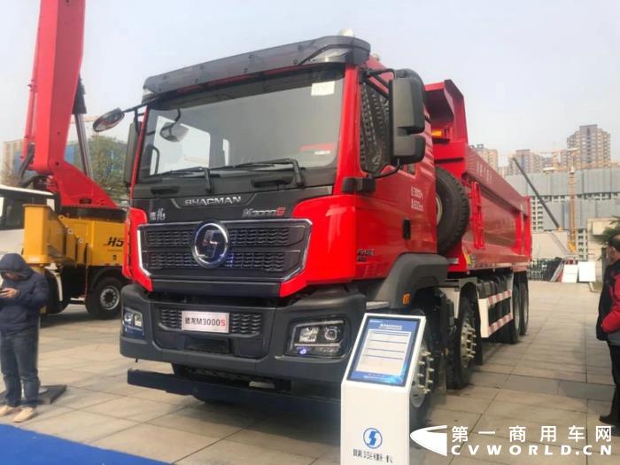 陕汽德龙M3000S 8×4 公路标准版自卸车.jpg 陕汽德龙M3000S 8×4 公路标准版自卸车.jpg