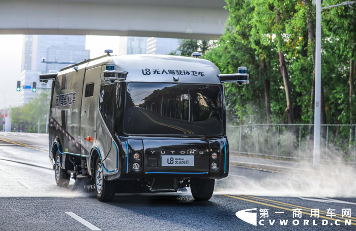宇通环卫批量交付无人驾驶环卫车3.png 宇通环卫批量交付无人驾驶环卫车3.png