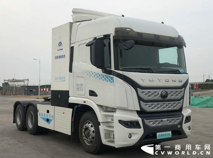 宇通燃料电池牵引车.jpg 宇通燃料电池牵引车.jpg