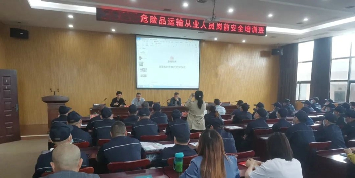 东风7.jpg 东风7.jpg