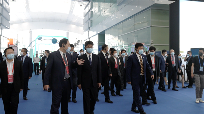 图片 1(1).png 图片 1(1).png