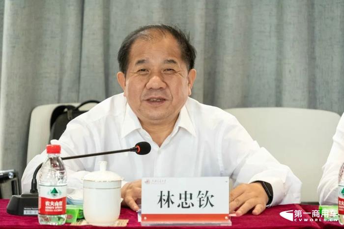 解放3.jpg 解放3.jpg