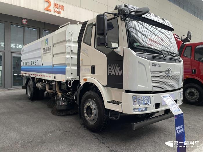 解放扫路车.jpg 解放扫路车.jpg
