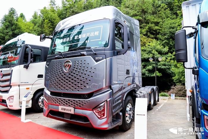 欧曼银河自动挡牵引车.jpg 欧曼银河自动挡牵引车.jpg