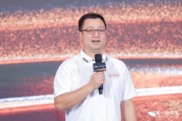 陕汽德龙“后浪轻卡”新品潍坊上市3.png 陕汽德龙“后浪轻卡”新品潍坊上市3.png