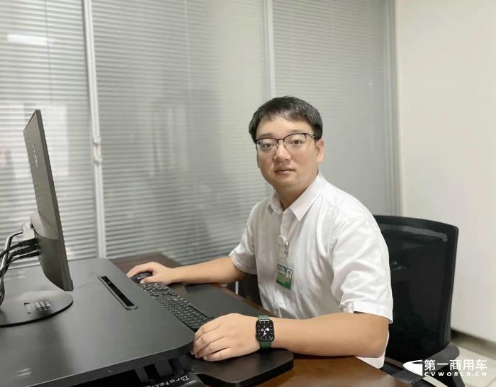 全国青年岗位能手肖刚:研发一流燃氢发动机是玉柴的使命担当2.jpg 全国青年岗位能手肖刚:研发一流燃氢发动机是玉柴的使命担当2.jpg