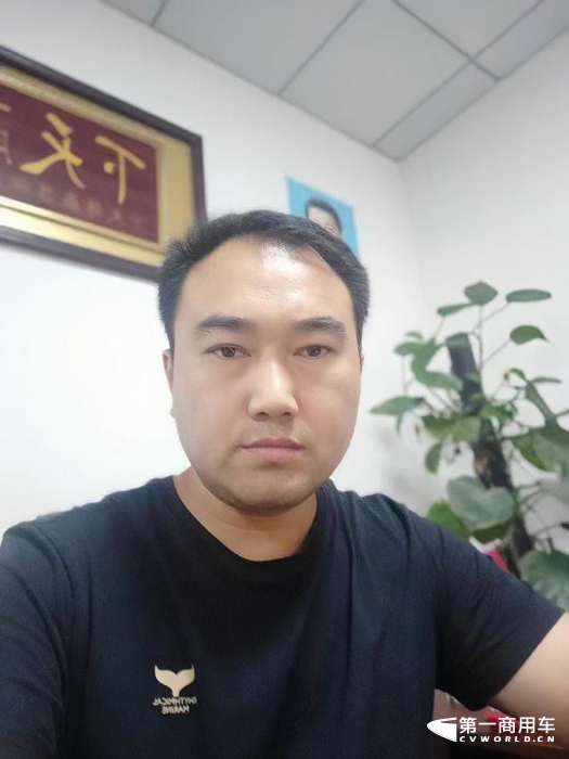 煤炭运输老板范文胜情定上汽红岩.png 煤炭运输老板范文胜情定上汽红岩.png