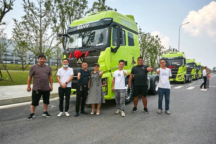 卡友李建秋:在海拔3131m谈谈三一新英雄旗舰版585 3.jpg 卡友李建秋:在海拔3131m谈谈三一新英雄旗舰版585 3.jpg