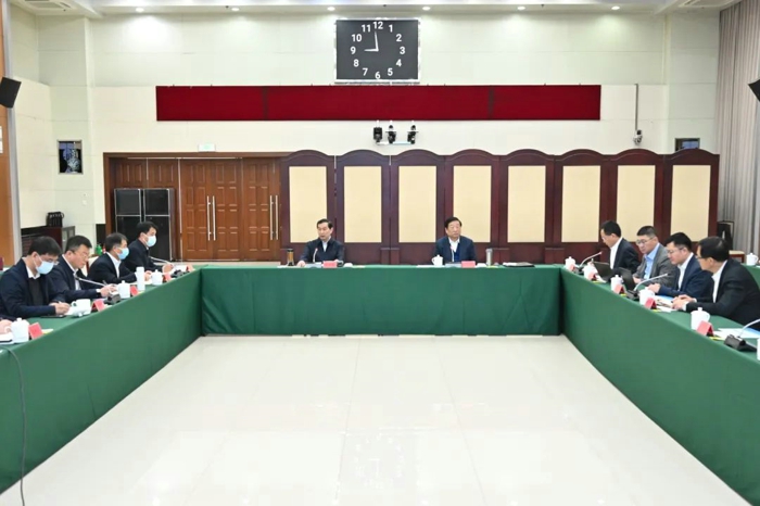 石家庄市与山东重工集团召开氢能产业合作对接会1.jpg 石家庄市与山东重工集团召开氢能产业合作对接会1.jpg