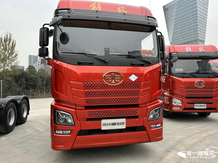 解放JH6 6×4领航版AMT CNG牵引车(510马力)2.jpg 解放JH6 6×4领航版AMT CNG牵引车(510马力)2.jpg