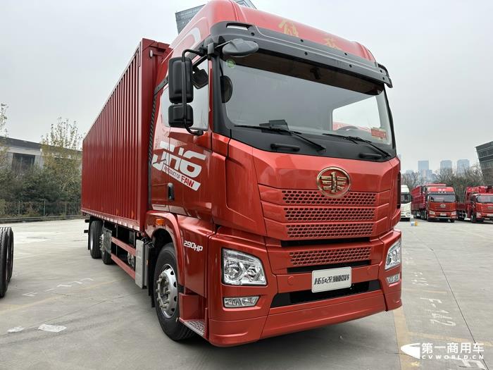 解放JH6 6×2R领航版载货车2.jpg 解放JH6 6×2R领航版载货车2.jpg