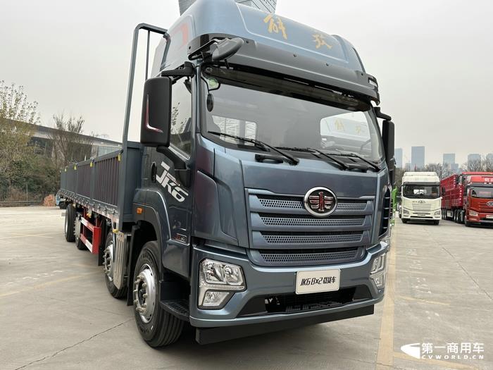 解放JK6 8×2载货车2.jpg