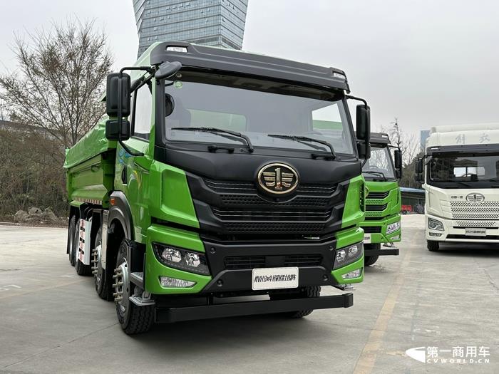 解放悍VH 8×4轻量化渣土自卸车.jpg 解放悍VH 8×4轻量化渣土自卸车.jpg