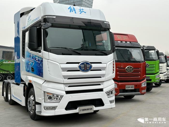 解放J7燃料电池牵引车2.jpg 解放J7燃料电池牵引车2.jpg