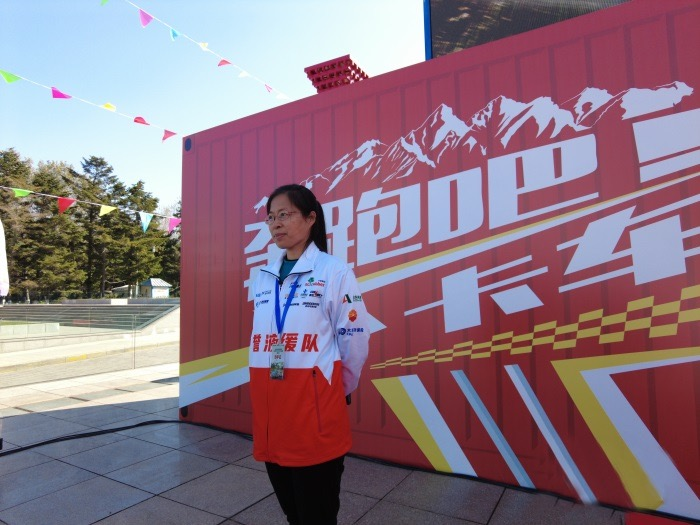 百里挑一的“卡车女侠”冯秋影.png 百里挑一的“卡车女侠”冯秋影.png