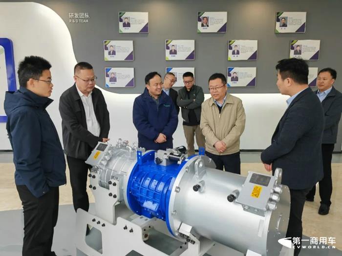 何清带队赴上海地区调研新能源产业链市场.jpg 何清带队赴上海地区调研新能源产业链市场.jpg