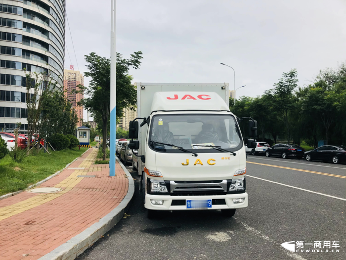 一年省万元油费? 江淮1卡让助卡友事业蒸蒸日上.png 一年省万元油费? 江淮1卡让助卡友事业蒸蒸日上.png