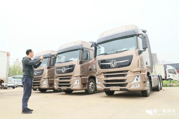 东风商用车3.jpg 东风商用车3.jpg