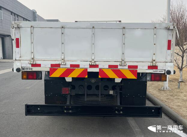 又一企业发力载货车市场! 这款全新重卡即将上市6.png 又一企业发力载货车市场! 这款全新重卡即将上市6.png