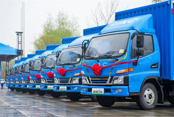 交车.png 交车.png