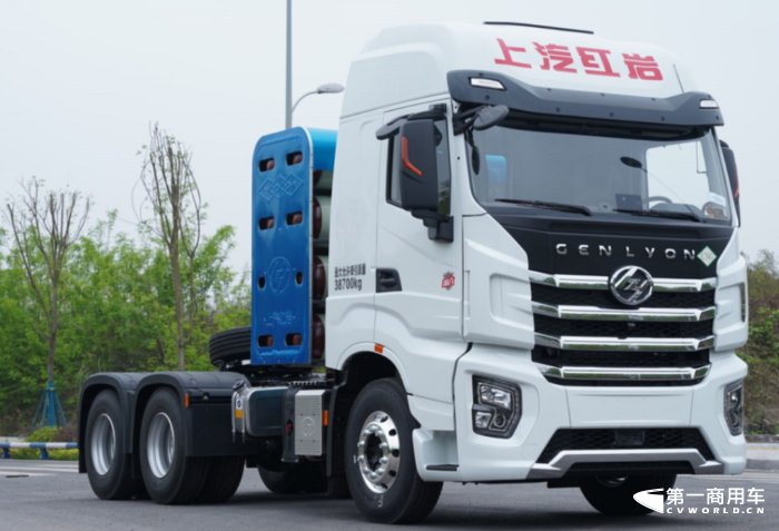 红岩杰狮H6 CNG牵引车.png 红岩杰狮H6 CNG牵引车.png