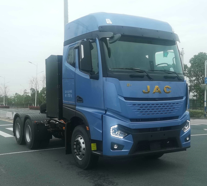 江淮电动牵引车.jpg 江淮电动牵引车.jpg