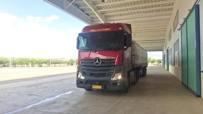 坐拥3辆奔驰Actros 张保军成运输圈“卷王”3.png 坐拥3辆奔驰Actros 张保军成运输圈“卷王”3.png