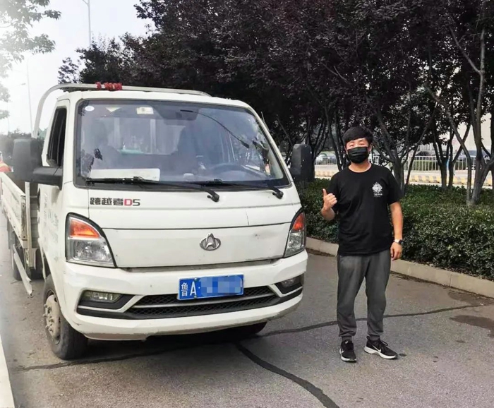 长安跨越者D5与济南建材运输青年一起共“建”财富之路1.jpg 长安跨越者D5与济南建材运输青年一起共“建”财富之路1.jpg