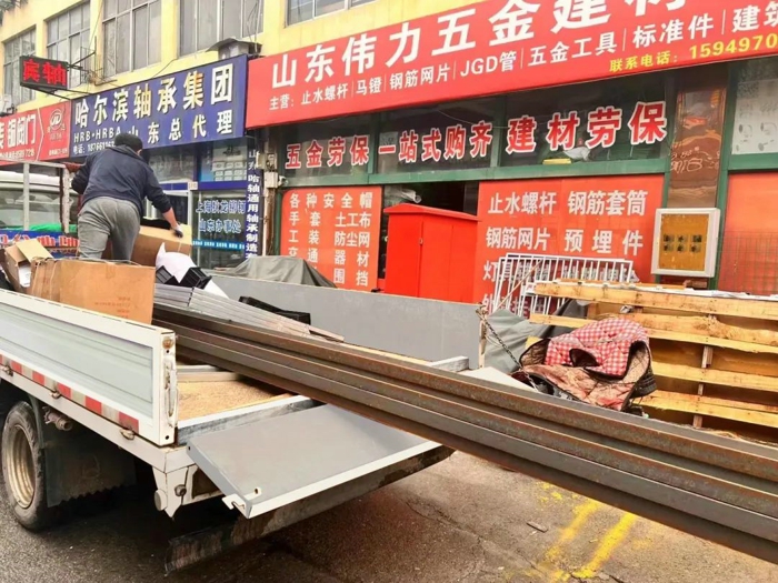 长安跨越者D5与济南建材运输青年一起共“建”财富之路4.jpg 长安跨越者D5与济南建材运输青年一起共“建”财富之路4.jpg