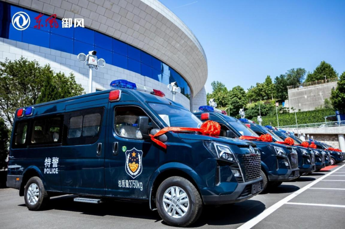 东风御风警用车辆顺利交付3.png 东风御风警用车辆顺利交付3.png