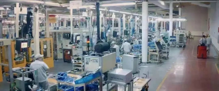 东风轻发迎来M9T发动机铁杆粉丝!5.jpg 东风轻发迎来M9T发动机铁杆粉丝!5.jpg