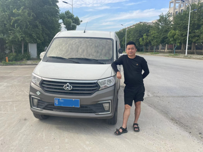 长安跨越星V5 CNG带易师傅体验更经济的创富之道.png 长安跨越星V5 CNG带易师傅体验更经济的创富之道.png