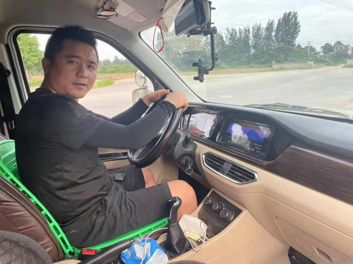 长安跨越星V5 CNG带易师傅体验更经济的创富之道2.jpg 长安跨越星V5 CNG带易师傅体验更经济的创富之道2.jpg