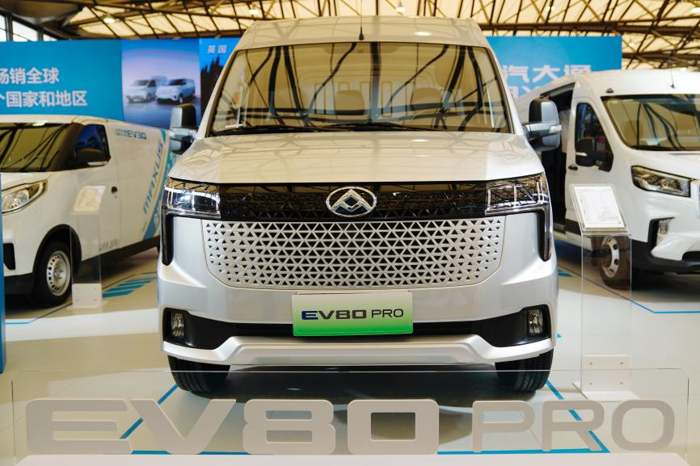 24.18ԪͨMAXUS EV80 PROʽУܴӪһͽ4.png