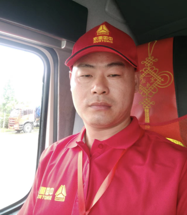中国重汽汕德卡为全勤高效品质代言3.png 中国重汽汕德卡为全勤高效品质代言3.png
