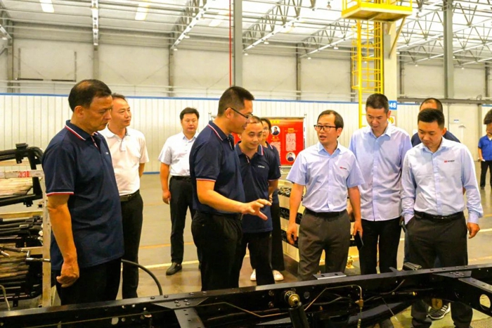 三环汽车携手高标汽车进军海外商用车市场2.jpg 三环汽车携手高标汽车进军海外商用车市场2.jpg