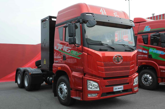 解放JH6换电牵引车.jpg 解放JH6换电牵引车.jpg