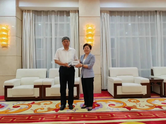 姜德义调研北汽福田长沙基地4.jpg 姜德义调研北汽福田长沙基地4.jpg