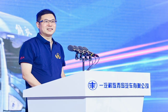 纪总.jpg 纪总.jpg