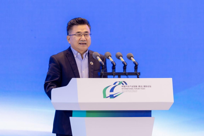 联合国开发计划署助理驻华代表 张卫东.png 联合国开发计划署助理驻华代表 张卫东.png