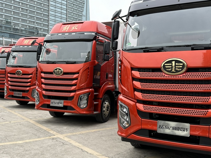 J6G载货车5.jpg J6G载货车5.jpg